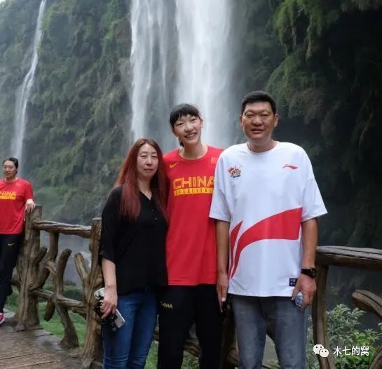 久久精品一区二区国产